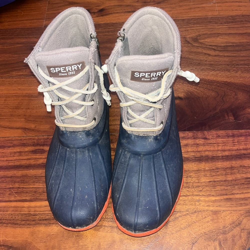 Women’s Sperry boots
